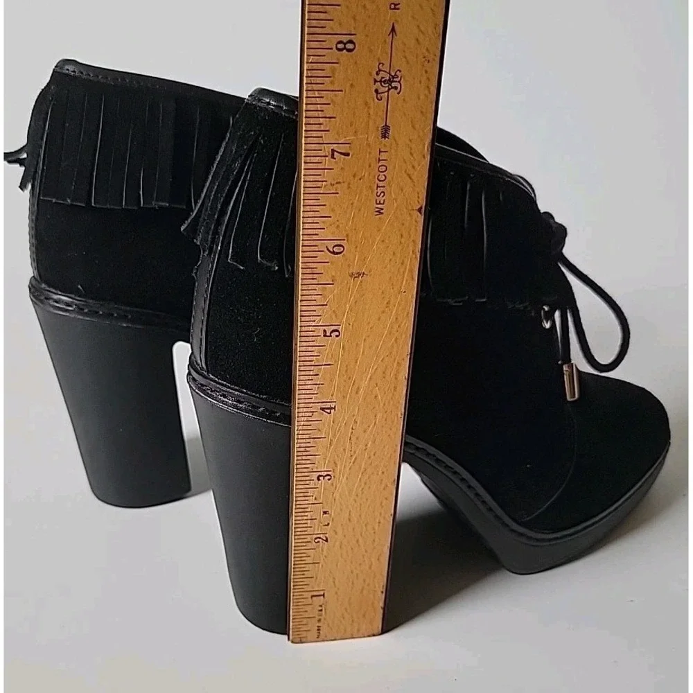 Tory Burch Hillary Fringed Suede Shearling‎ Lace Up Heeled Ankle Boots 8M Boho